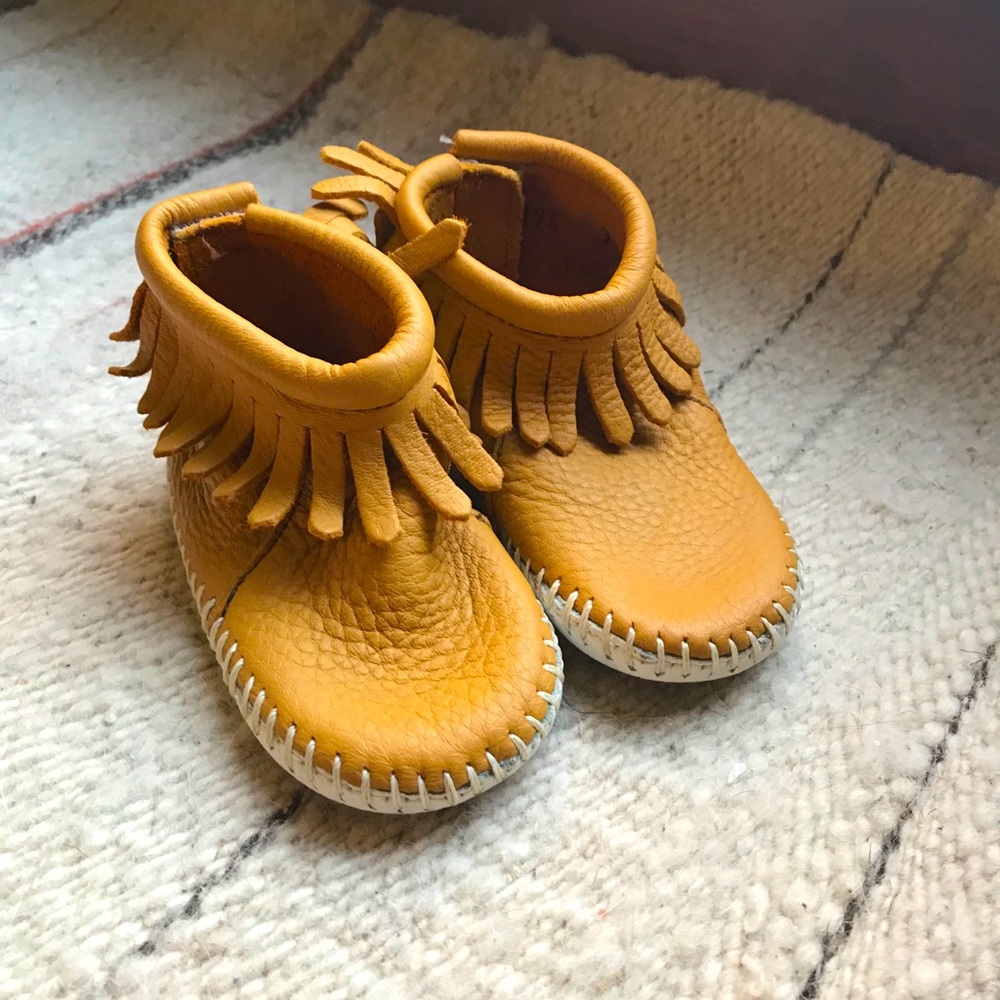 Minnetonka fringe baby booties